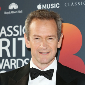 Alexander Armstrong