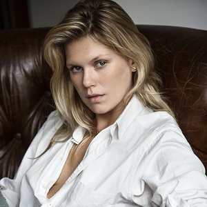 celebrity Alexandra Richards