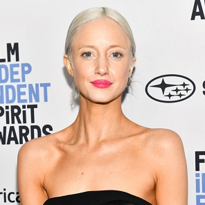 celebrity Andrea Riseborough