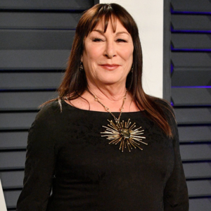 celebrity Anjelica Huston