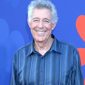 Barry Williams