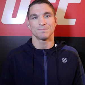 biography Darren Elkins