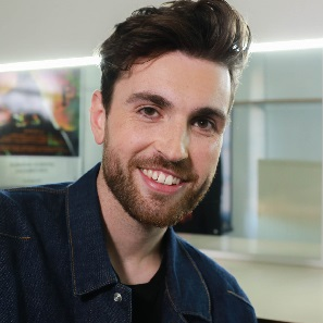 celebrity Duncan Laurence