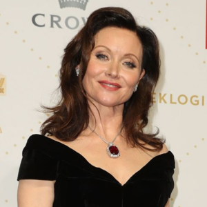 biography Essie Davis