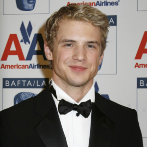 celebrity Freddie Stroma