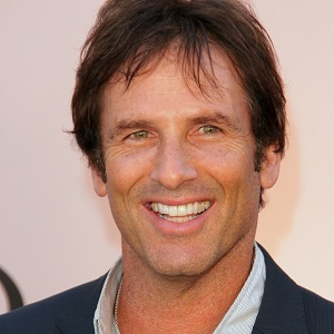 celebrity Hart Bochner