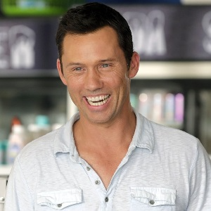 Jeffrey Donovan