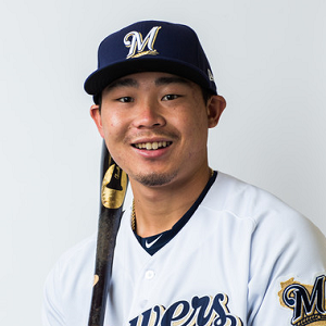 biography Keston Hiura