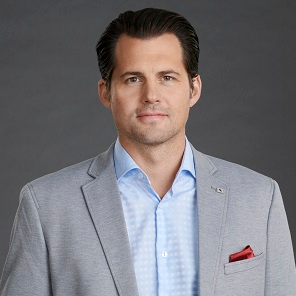 biography Kristoffer Polaha