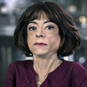 celebrity Liz Carr