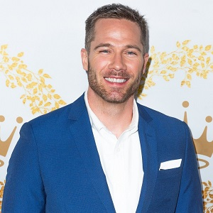 Luke Macfarlane