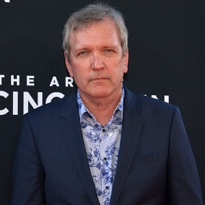 celebrity Martin Donovan