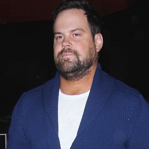 biography Mike Comrie