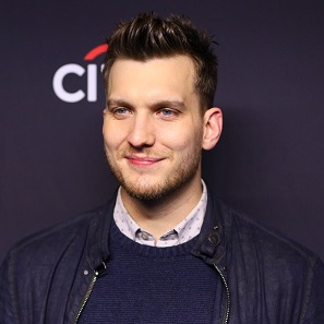 Scott Michael Foster