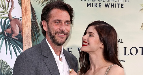 Alexandra Daddario engaged to producer boyfriend Andrew Form