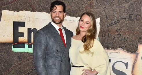 news Henry Cavill and girlfriend Natalie Viscuso make red carpet debut