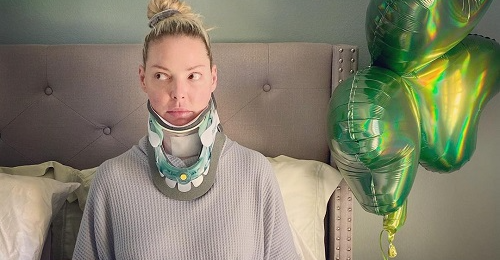 Katherine Heigl undergoes neck surgery- shares picture of her neck brace