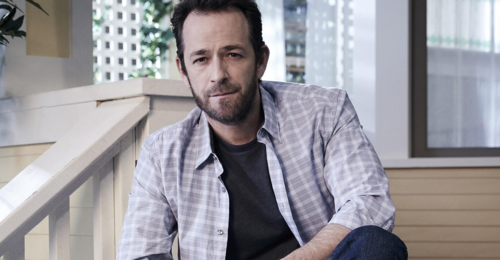 'Riverdale’ and ‘Beverly Hills, 90210’ star Luke Perry hospitalized after Stroke! Is he under induced coma?