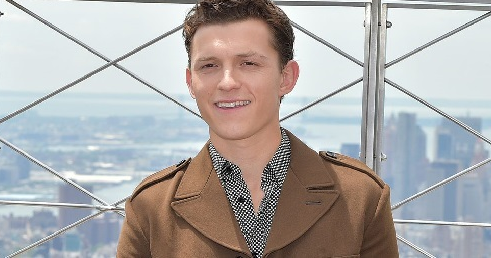 ‘Spider-Man’ Tom Holland dating mystery blonde! What about rumored girlfriend Zendaya?